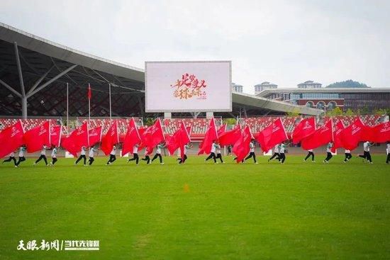 宇宙最强变种人凤凰黑化来袭，X战警阵营割裂陷入内讧，生死之战一触即发！此次;勇敢者游戏的世界同时面临升级与失控，对于勇敢者们正可谓危险重重难度重重，堪称系列之最